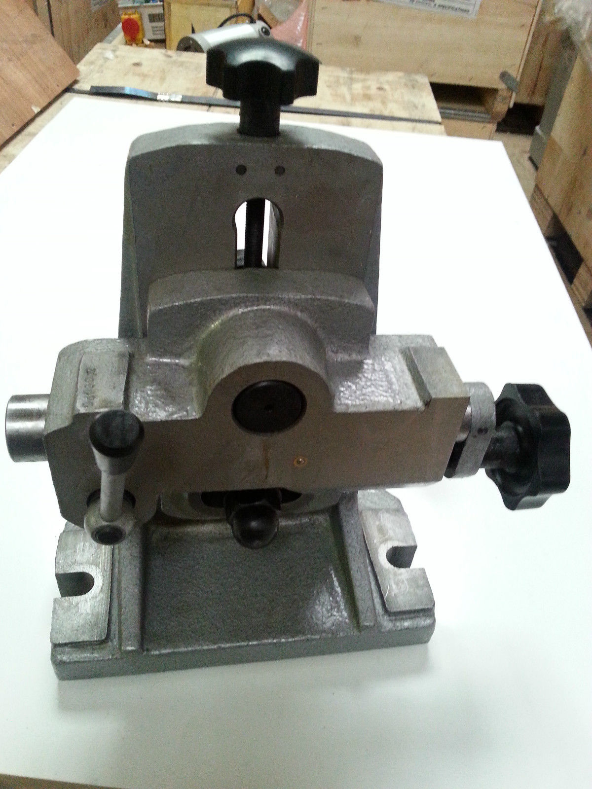 Amadeal Adjustable Tailstock 140-180mm Centre Height